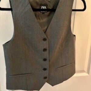 Zara Gray Buttoned Vest